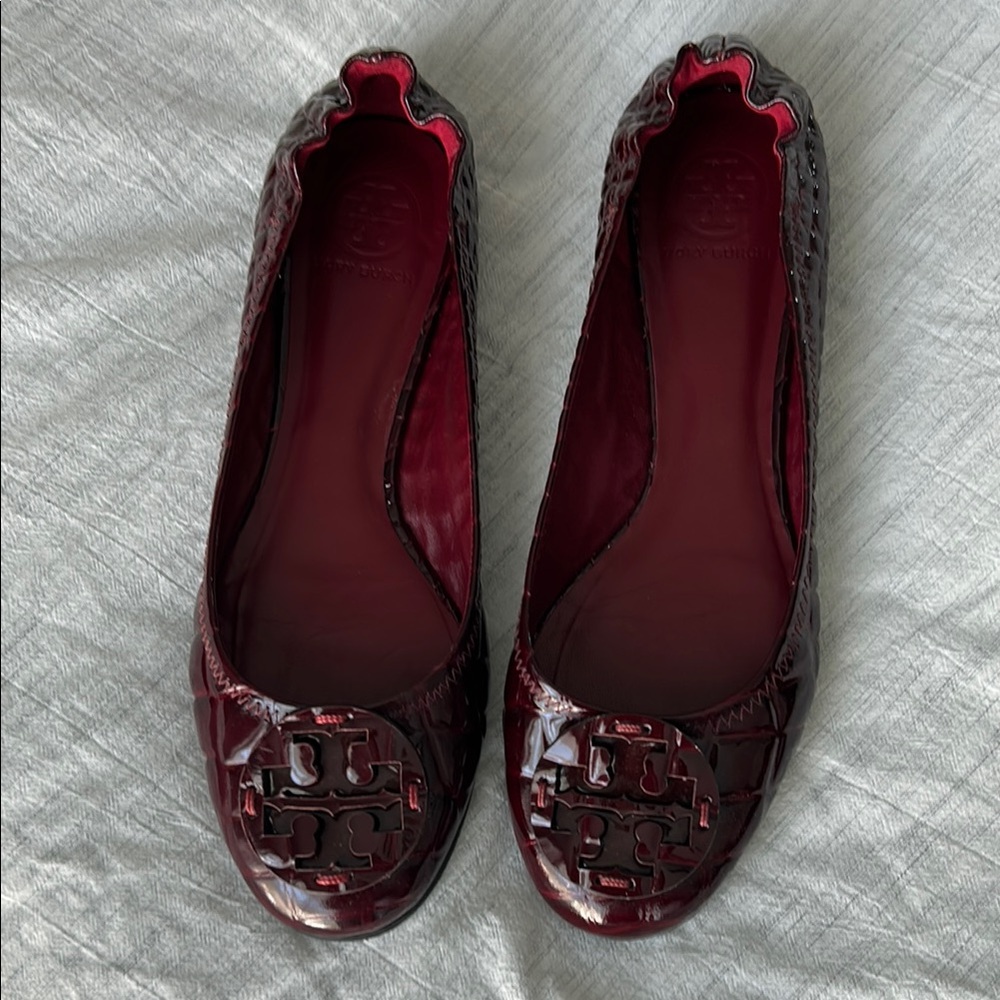 Tory Burch Women's Burgundy Ballet Flats